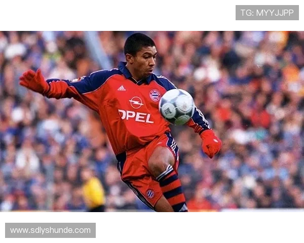 全球顶尖足球巨星盘点与他们的传奇故事揭秘